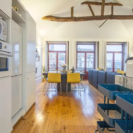 Sousa Viterbo Ribeira Luxury Penthouse *